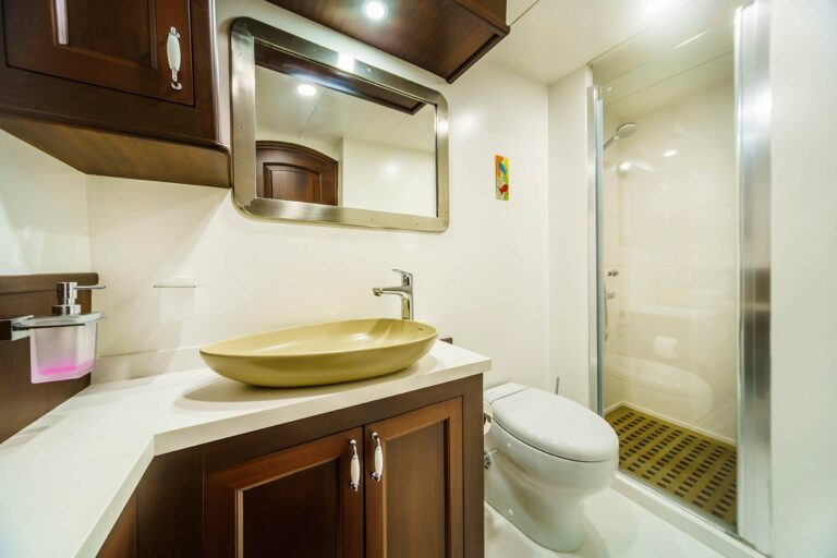 Master Ensuite