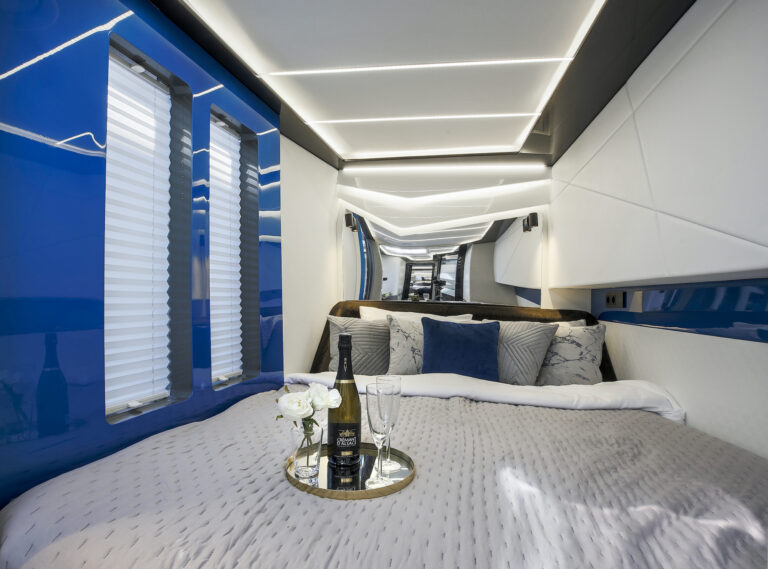 Double Cabin Detail