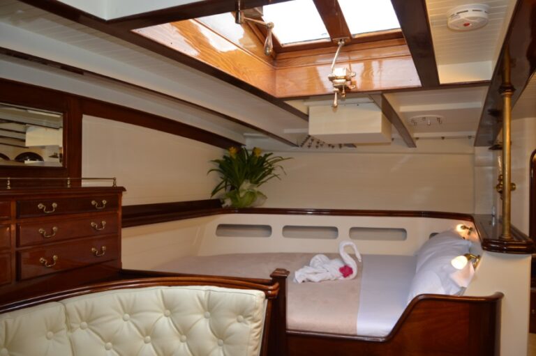 SY WHITEFIN - Master cabin