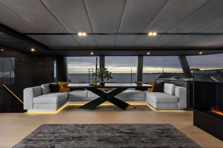 Main Salon Dining