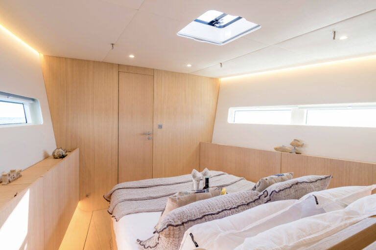Double Cabin