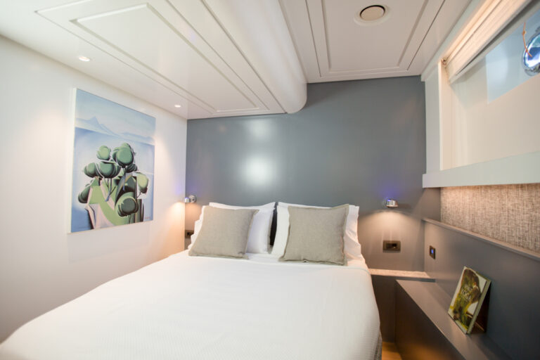 Double Cabin