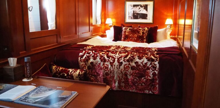 Double Guest Cabin