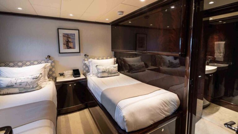 Twin Cabin