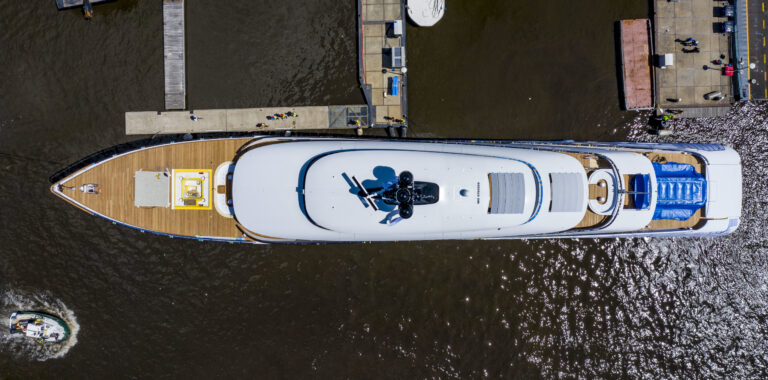 Feadship-Project 818 - Top View