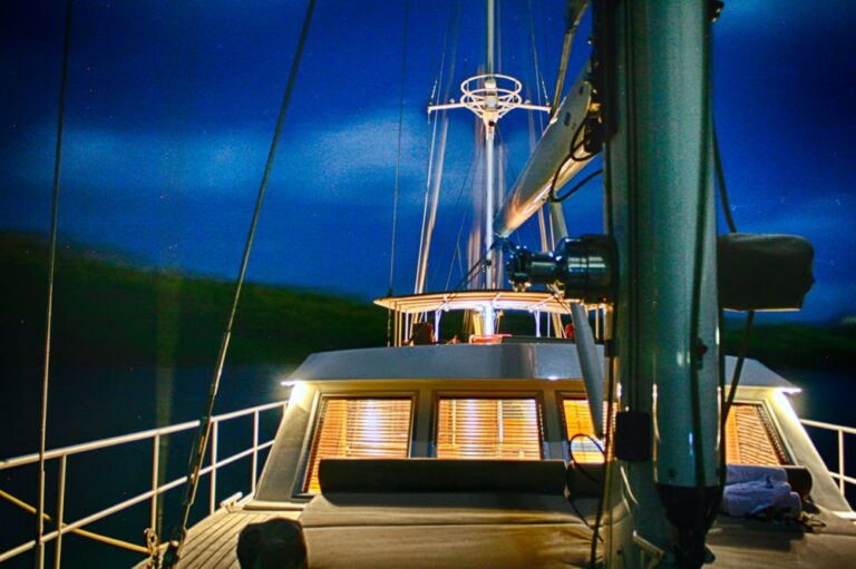 Sail Yacht DOMICIL - Wheelhouse at Night