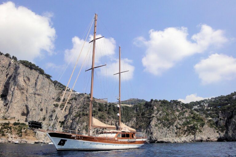 Sail DON CHRIS