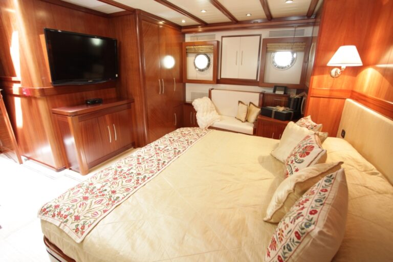 Sail Yacht DON CHRIS - Master Cabin