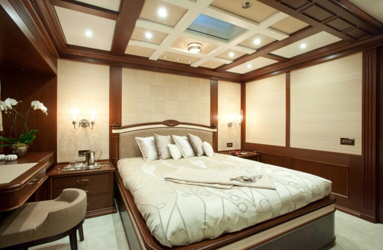 Sail Yacht M.S. Vorontsov - Guest cabin