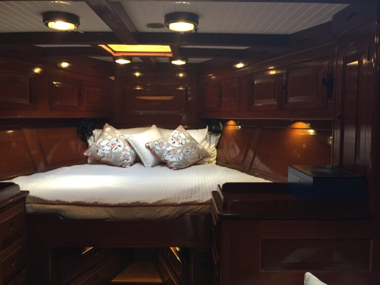 Sail Yacht NORTHERN STAR - Master Cabin