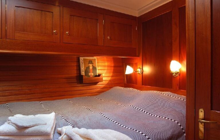 Sail yacht LADY ANN -  Master Cabin