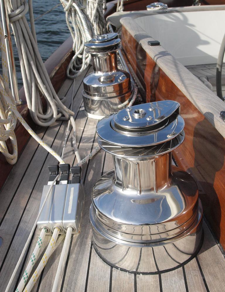 Sail yacht LADY ANN -  Winches
