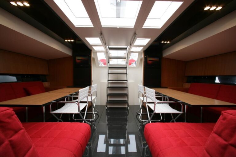 Sail yacht TANGO - Salon