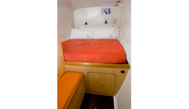 Sailing Catamaran Zenyatta - Double Cabin