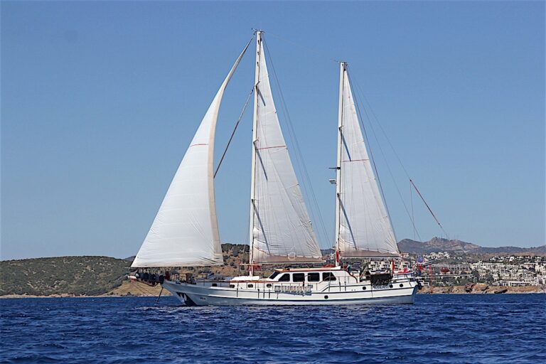 Sailing Gulet MIA - 003