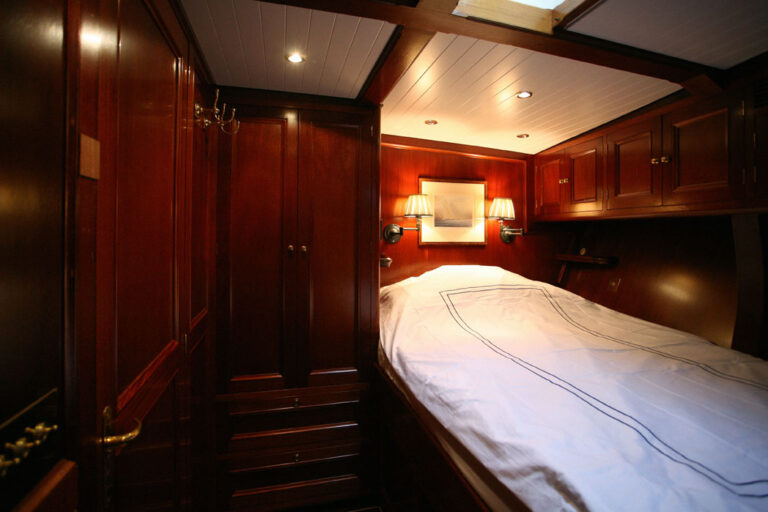 Sailing Yacht KIM - Guest