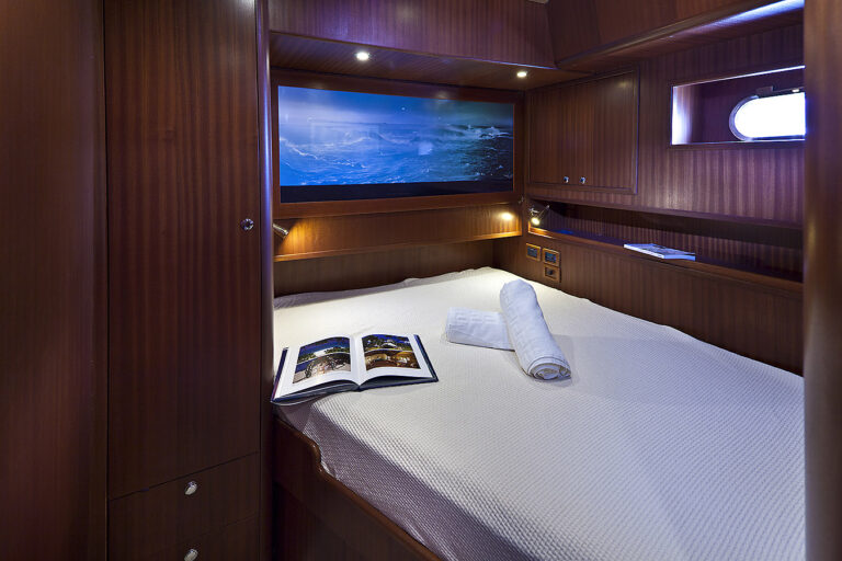 Sailing Yacht Myosotis -  VIP Cabin 2