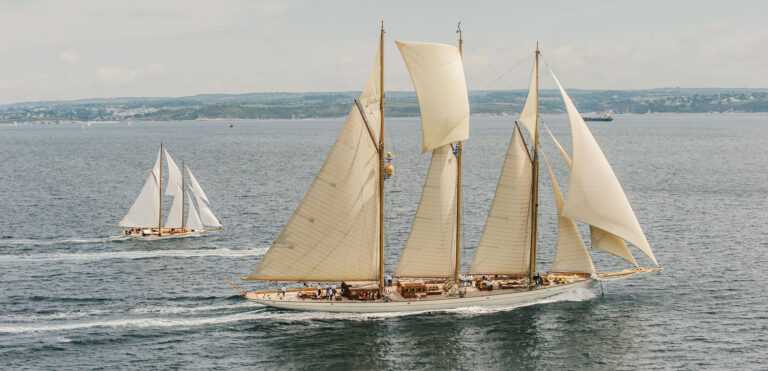 Sailing Shot