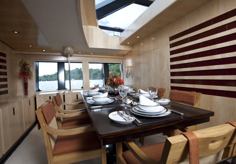 Sailing yacht AKALAM Dining