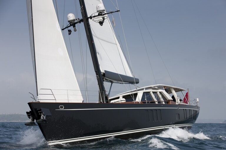 Sailing yacht AKALAM Sailing