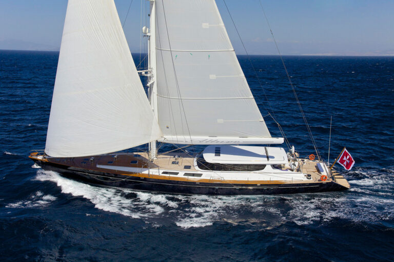 Sailing Yacht ALLURE Underway