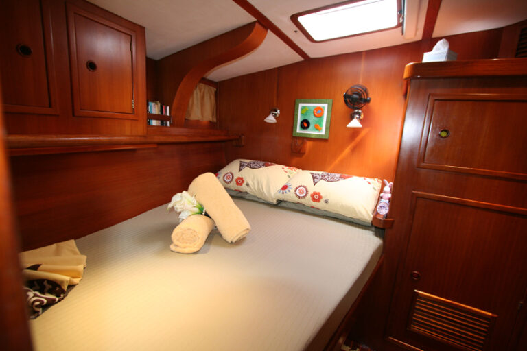 Sailing yacht ANAHITA - Guest Cabin