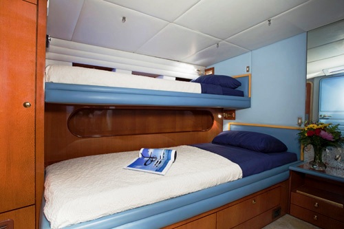 Sailing yacht APACHE -  Double + Single Upper bunk