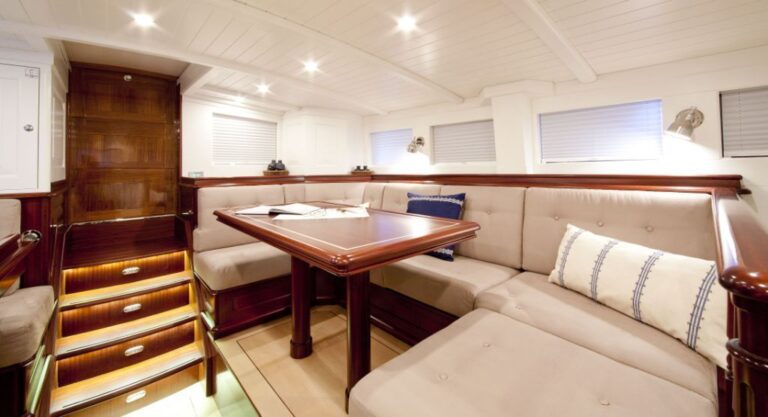 Upper Salon looking aft