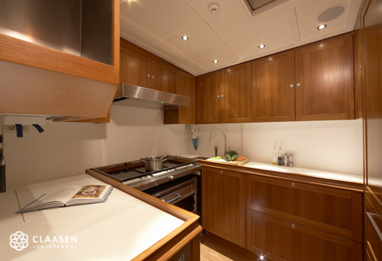 Sailing yacht LIONHEART - Galley