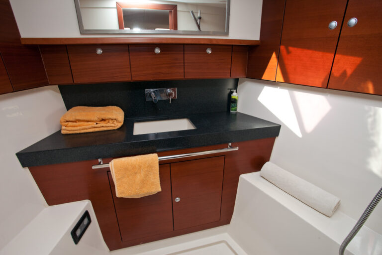 Sailing yacht MODUS VIVENDI -  Master Ensuite