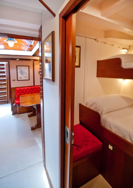Sailing yacht Oriander - Twin Cabin 3
