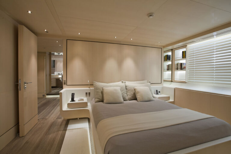 Sailing yacht Zefira Double Cabin