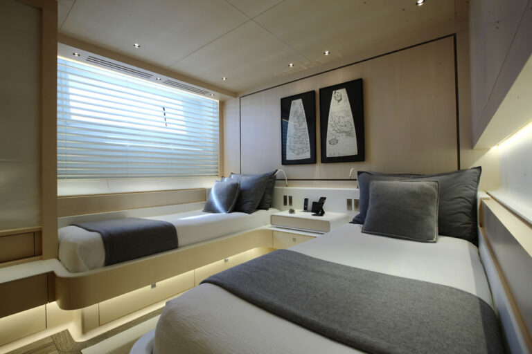 Sailing yacht Zefira Twin Cabin