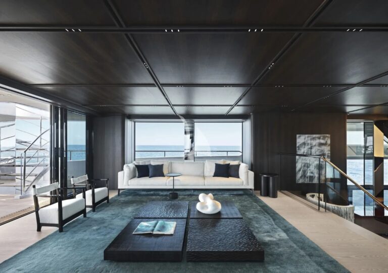 Salon Area