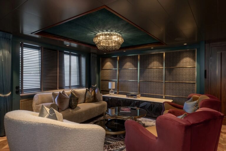 Salon With Relaxation Area