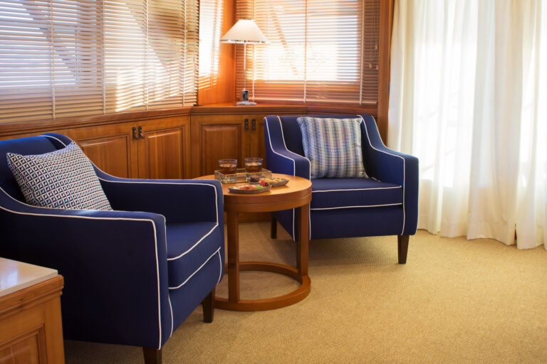 Salon Seating