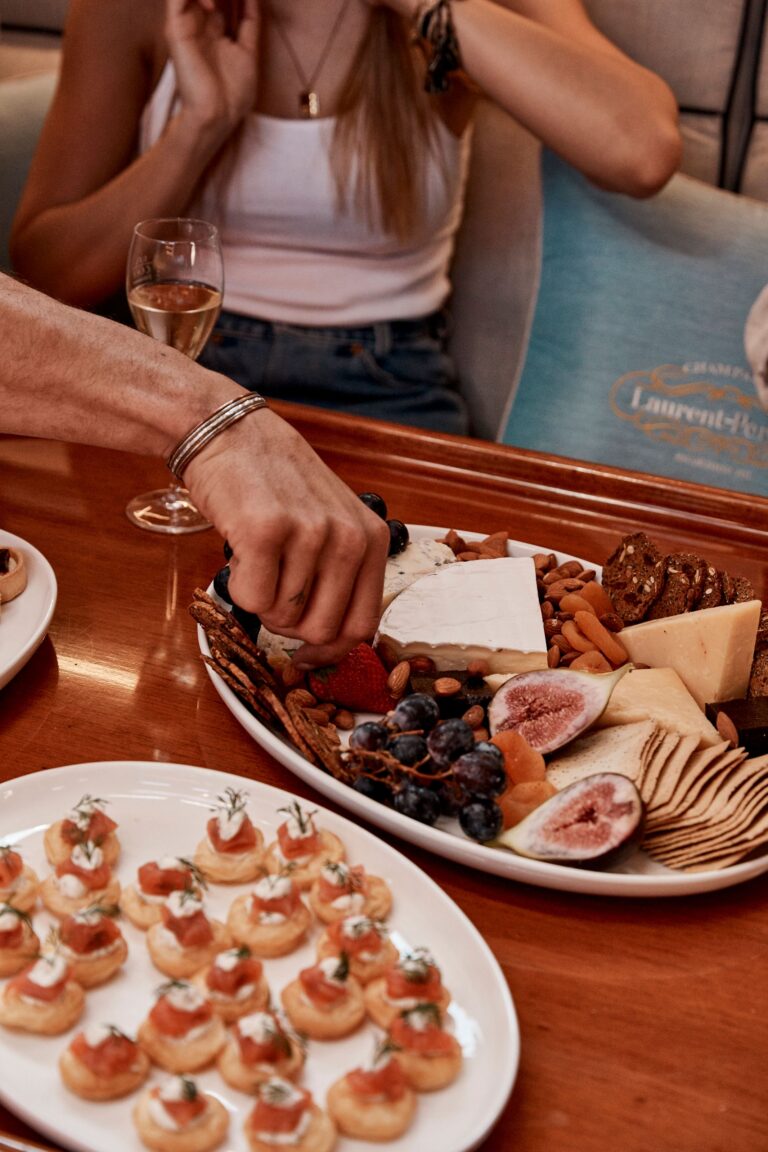 Saloon - Catering