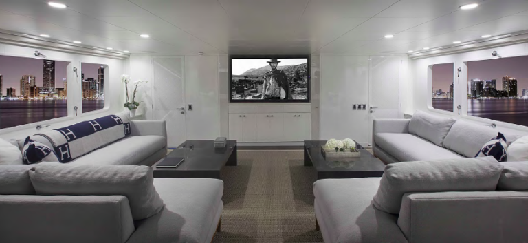 Saloon with Entertainiment system - BG