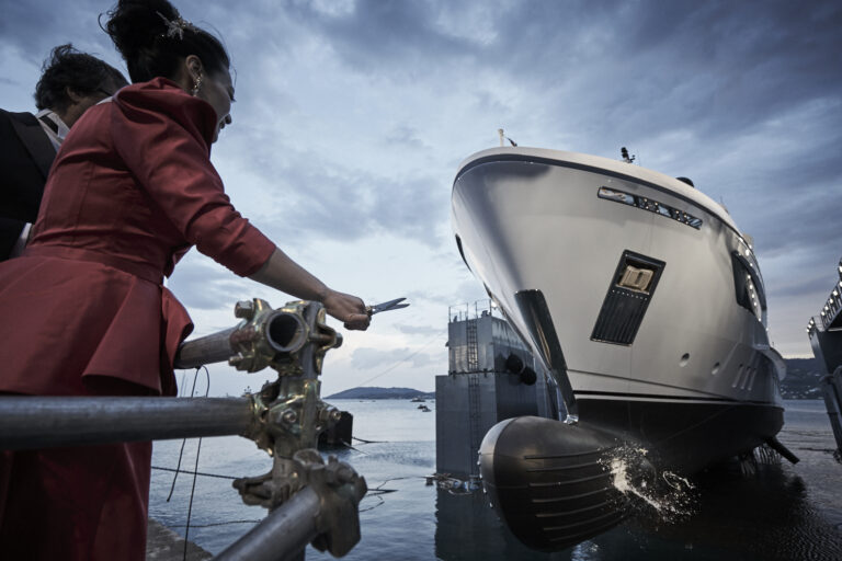 Sanlorenzo 500Exp Launched