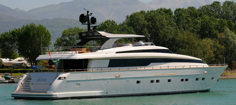 Sanlorenzo SL108 superyacht REGINE