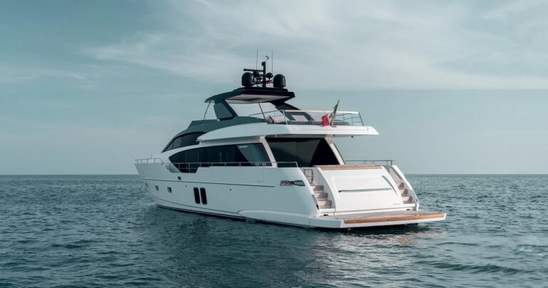 Sanlorenzo SL86 Aft - Sistership