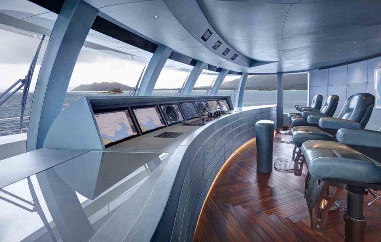 Savannah by Feadship - wheelhouse - Photo Jeff Brown