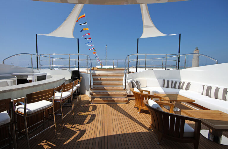 Seanna superyacht Sundeck-001