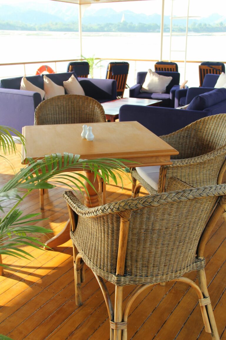 Seating On Deck