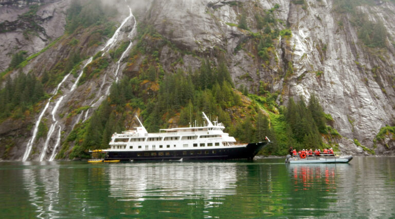 Ship ENDEAVOUR - 005