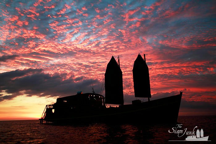 Siam Junk Thai Sun Sets