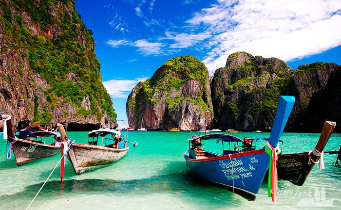 Siam Junk  Thailand