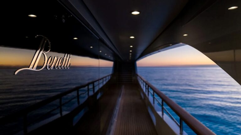 Sidedeck