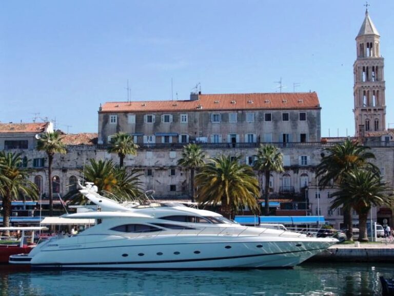 Sir Oliver Harbour