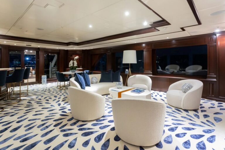 Skylounge Looking Aft